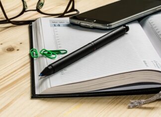 Jakie są praktyczne zastosowania relacyjnych baz danych?