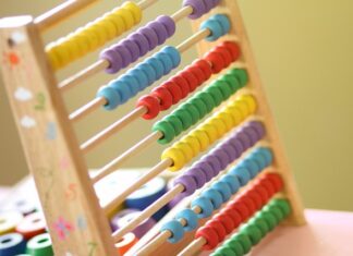 Co trzeba umieć na e8 z matematyki? Co trzeba umieć na e8 z matematyki?